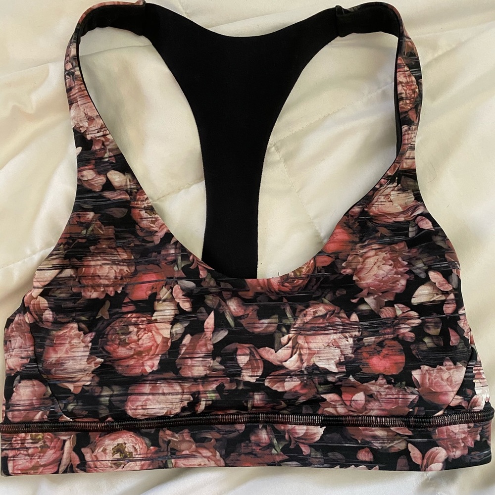 Lululemon bra
